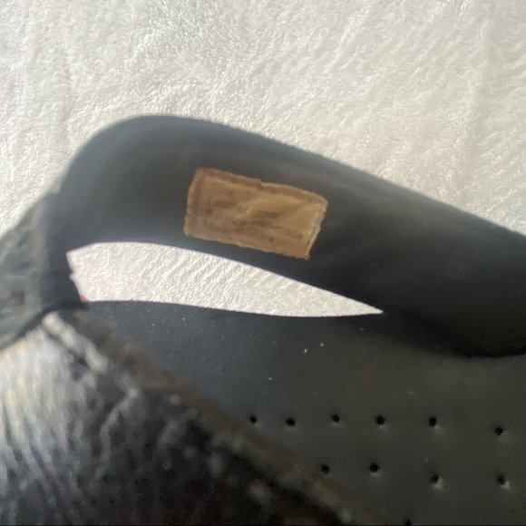 Volatile black wedge flip flops size 9 - Picture 3 of 6